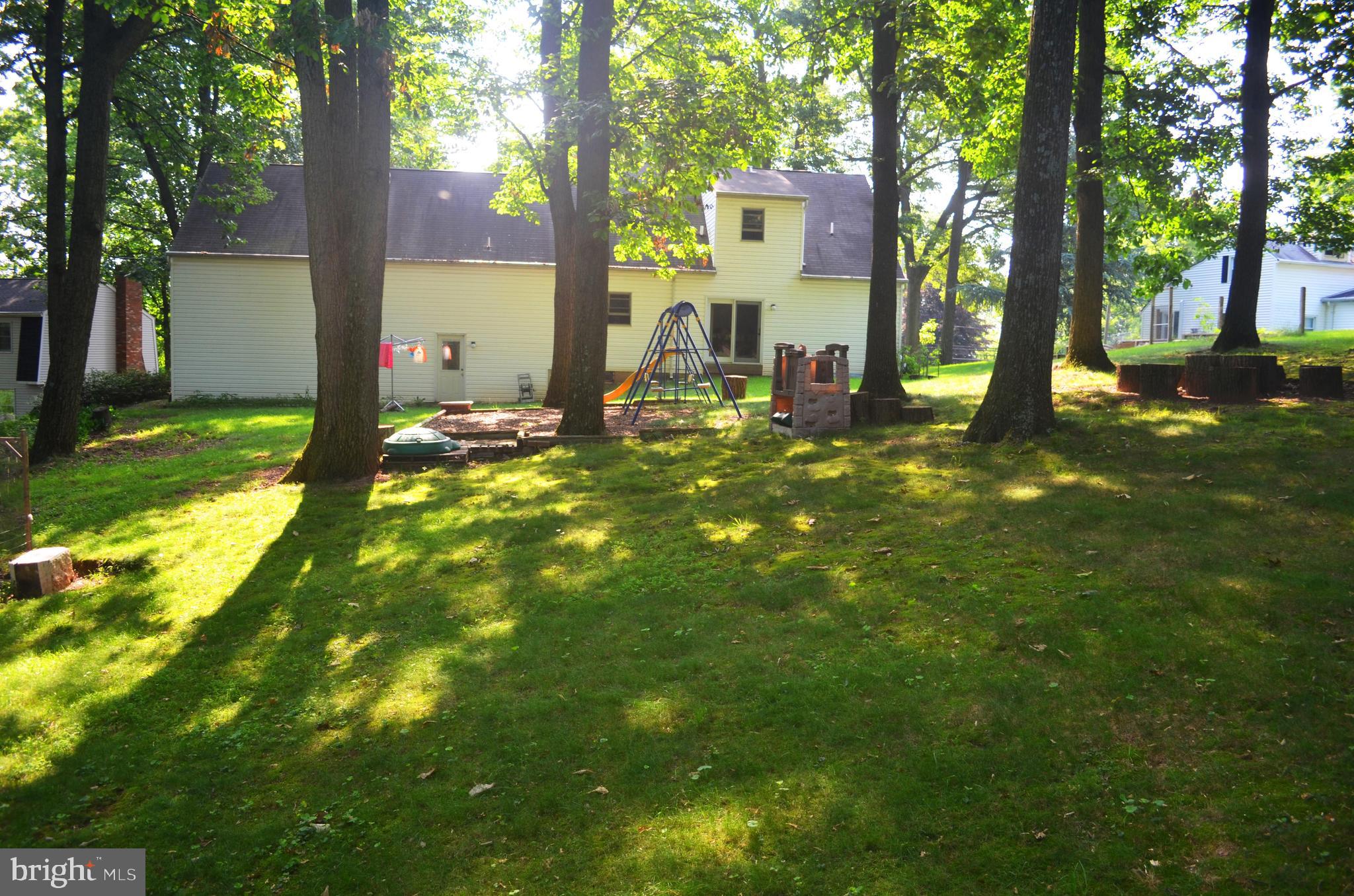 1920 Church Road Hummelstown, PA 17036 - Photo 3 of 12 Gallery Image 3
