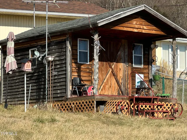 $105,900 | 50 Edgar Street, Lebanon, VA 24266