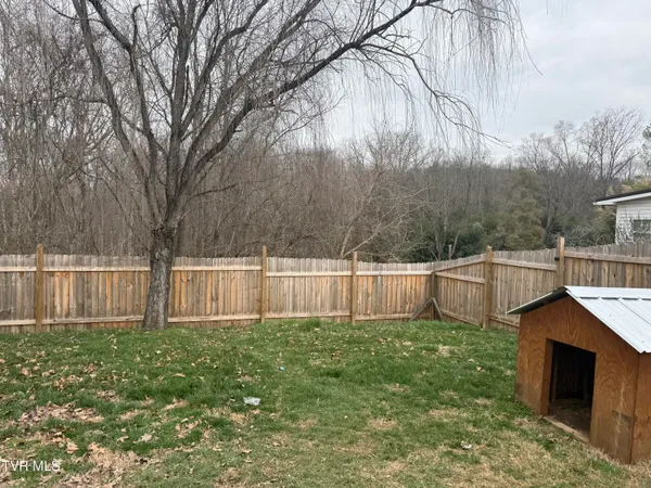 $1,600 | 3044 Lowrance Drive, Unit 28, Kingsport, TN 37660