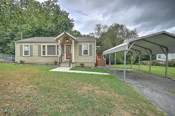 $1,600 | 3044 Lowrance Drive, Unit 28, Kingsport, TN 37660
