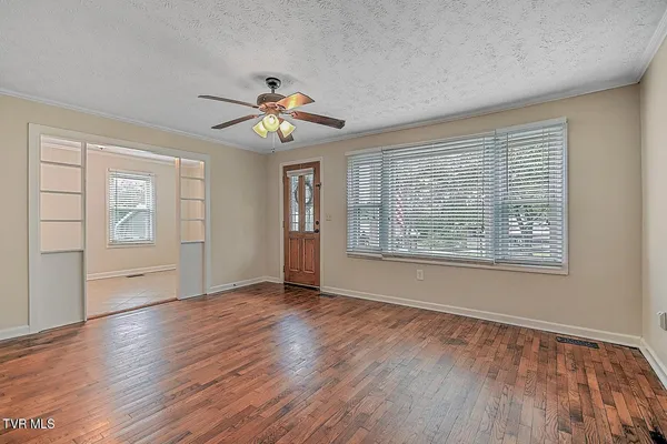 $1,600 | 3044 Lowrance Drive, Unit 28, Kingsport, TN 37660