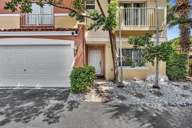 $5,200,000 | 1316 Northwest 3rd Street, Fort Lauderdale, FL 33311