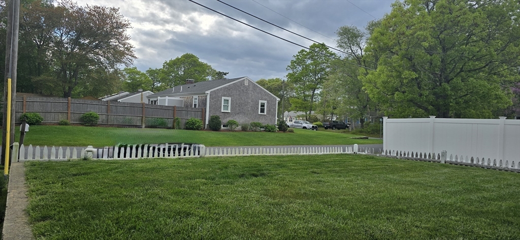 46 Beach Road, Unit B Yarmouth, MA 02673 - Photo 2 of 23 Gallery Image 2