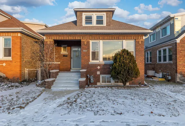 $460,000 | 5531 South Neva Avenue, Chicago, IL 60638