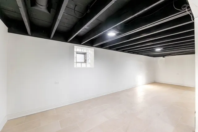 $460,000 | 5531 South Neva Avenue, Chicago, IL 60638