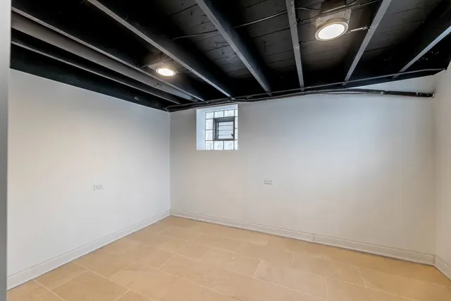 $460,000 | 5531 South Neva Avenue, Chicago, IL 60638