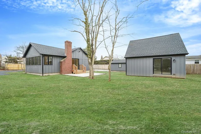 $3,900 | 23 Roosevelt Boulevard, East Patchogue, NY 11772