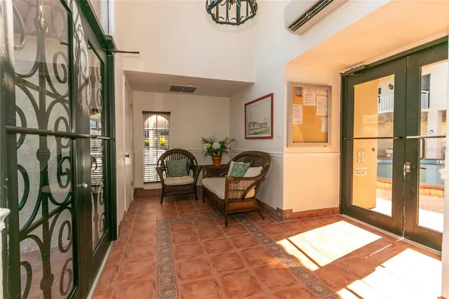 $3,500 | 2900 Gulf Boulevard, Unit 206, Belleair Beach, FL 33786