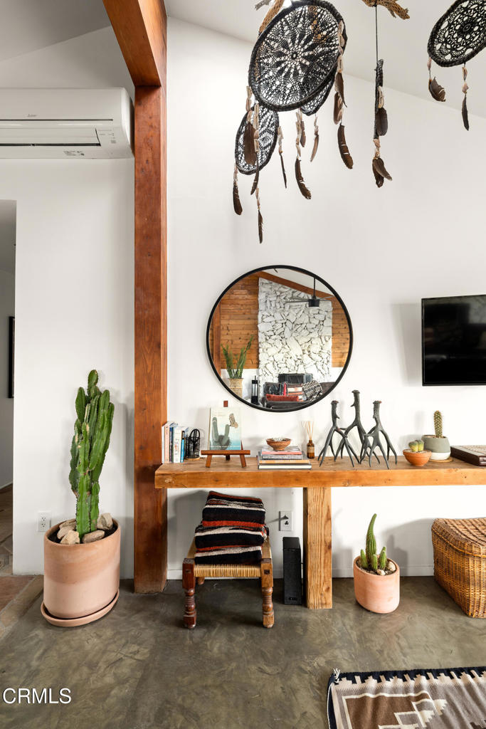 7284 Saddleback Road Joshua Tree, CA 92252 - Photo 7 of 47 a dining room with a table and chairs