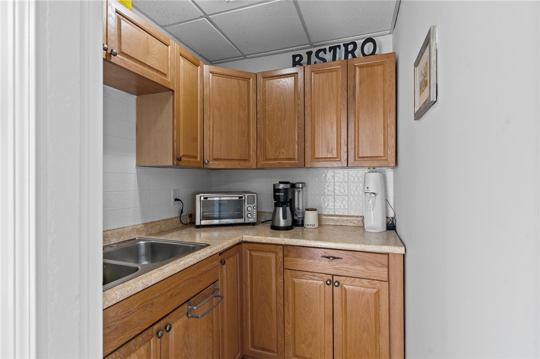 57 Maple Avenue Johnston, RI 02919 - Photo 16 of 34