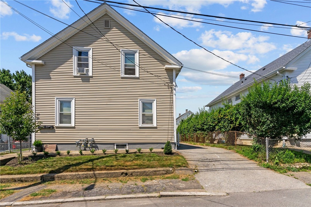 57 Maple Avenue Johnston, RI 02919 - Photo 31 of 34