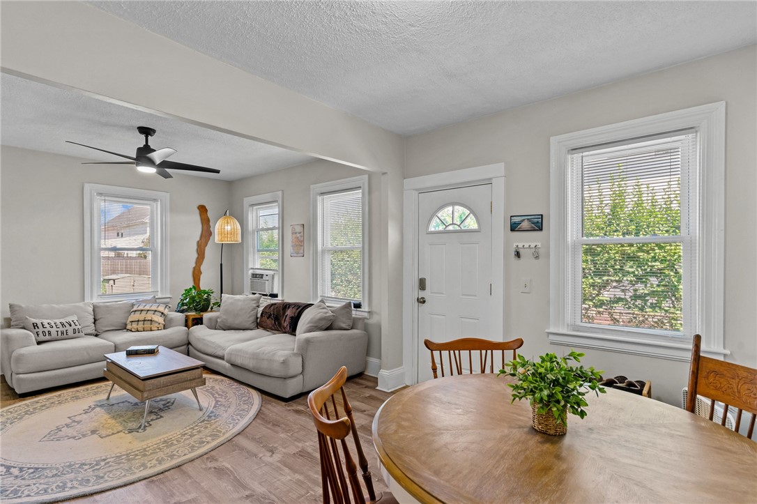 57 Maple Avenue Johnston, RI 02919 - Photo 5 of 34