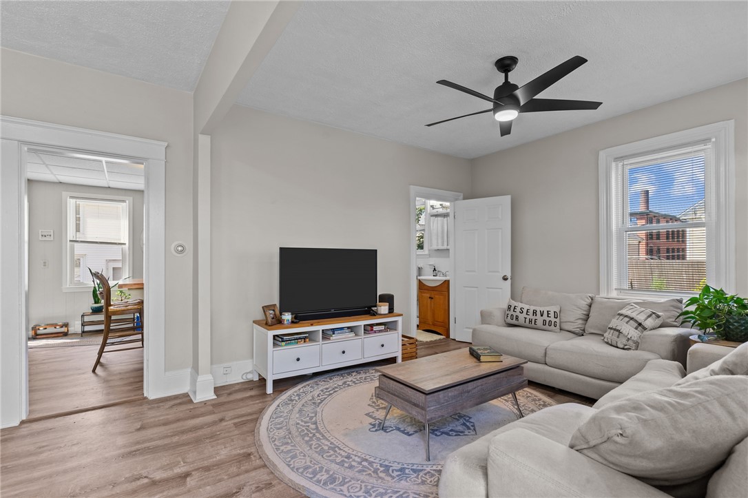 57 Maple Avenue Johnston, RI 02919 - Photo 10 of 34