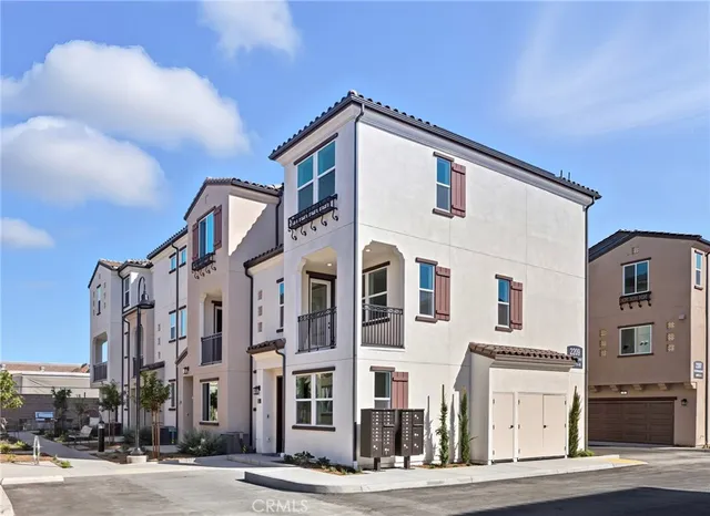 a view of a large white building