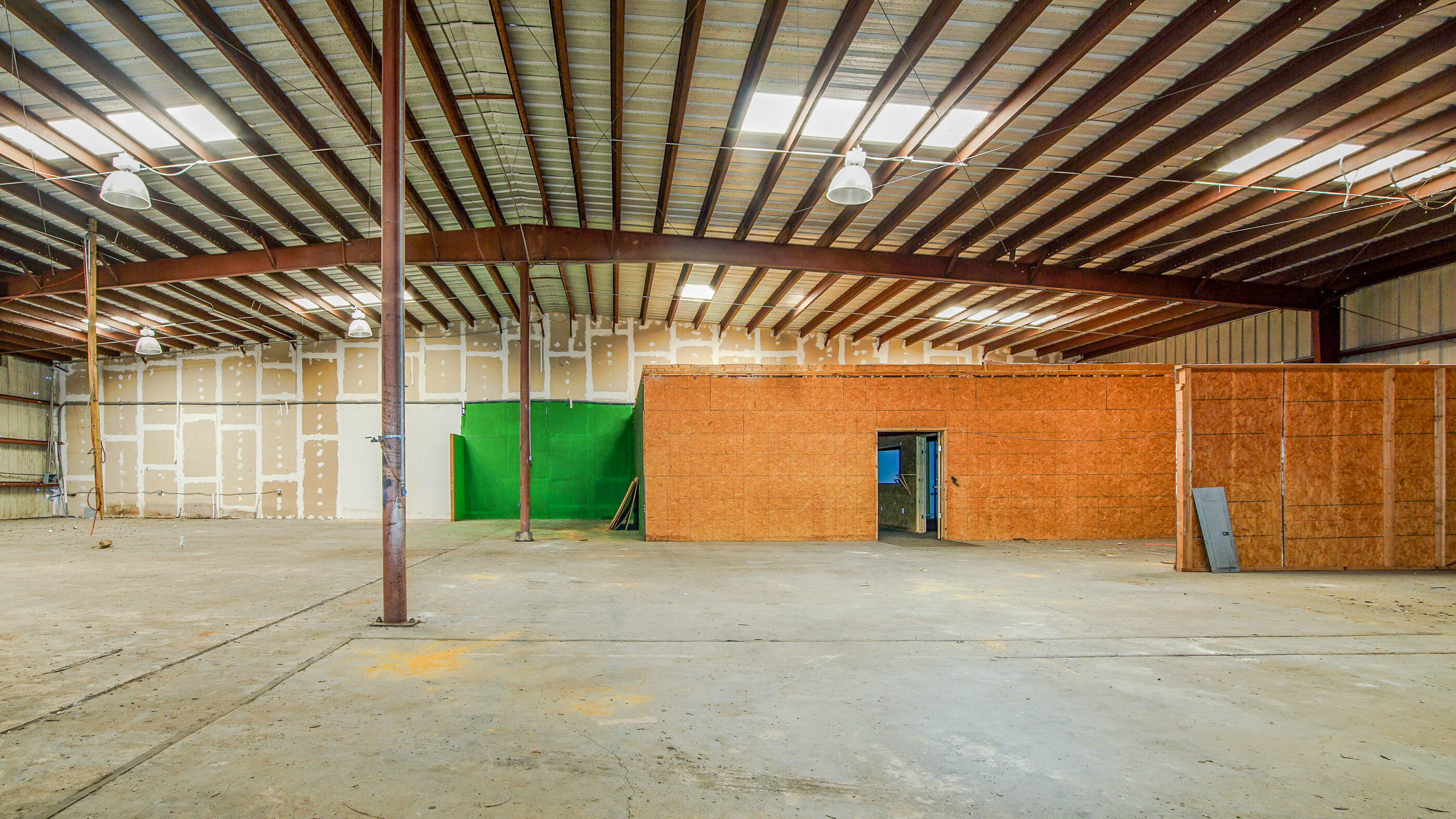 1408 Highway 83 DeFuniak Springs, FL 32433 - Photo 7 of 8 a view of empty room with windows