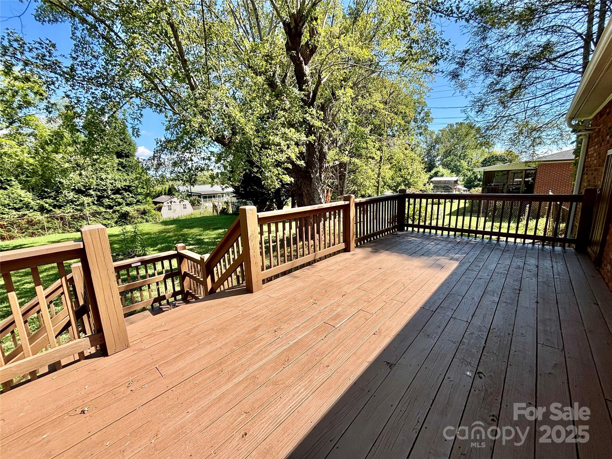 614 Loop Road Hendersonville, NC 28792 - Photo 16 of 21 Gallery Image 16