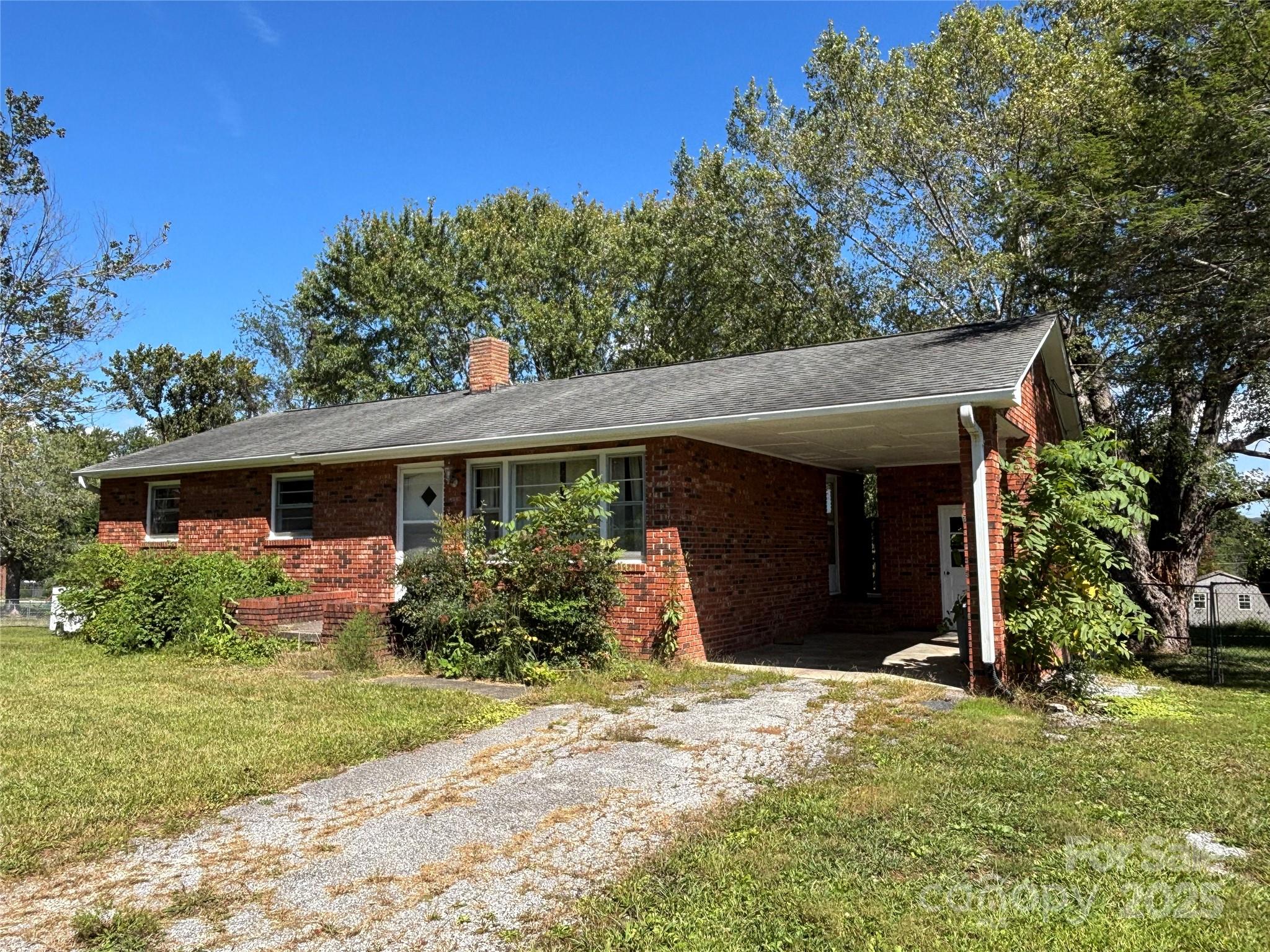614 Loop Road Hendersonville, NC 28792 - Photo 21 of 21 Gallery Image 21