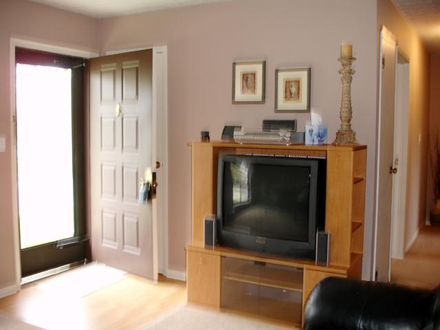 649 Holly Road Delaware, OH 43015 - Photo 7 of 11 Gallery Image 7