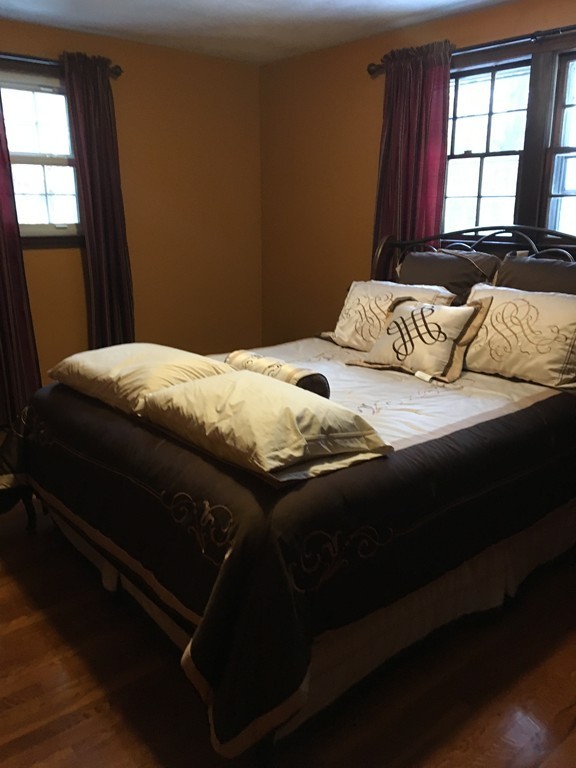 33 Plain Road Westford, MA 01886 - Photo 10 of 12 Gallery Image 10