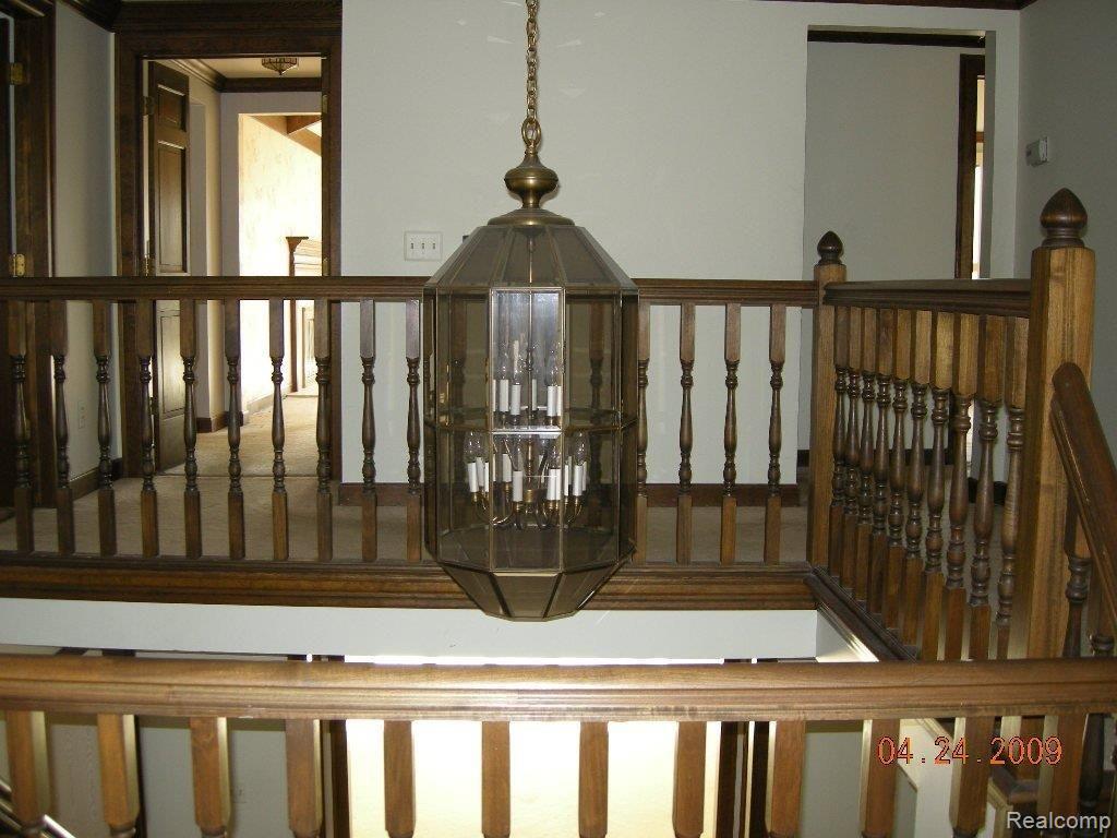 1895 Squirrel Road Bloomfield Hills, MI 48304 - Photo 19 of 25 DSCN9744