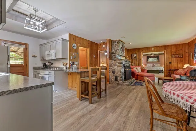 $875,000 | 21 Wood Duck Way, Norway, ME 04268