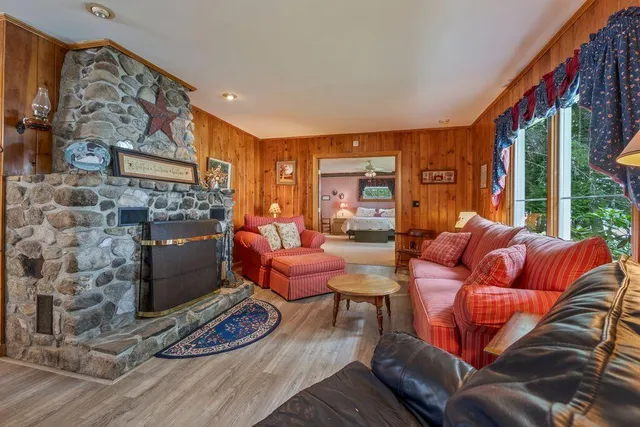 $875,000 | 21 Wood Duck Way, Norway, ME 04268