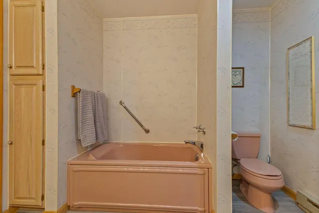 $875,000 | 21 Wood Duck Way, Norway, ME 04268