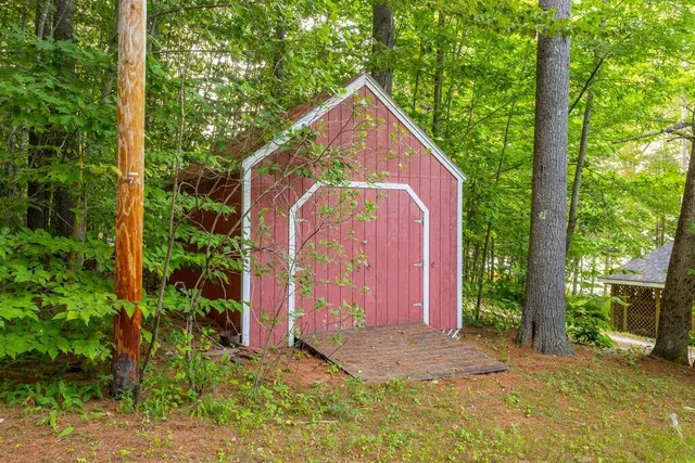 $875,000 | 21 Wood Duck Way, Norway, ME 04268