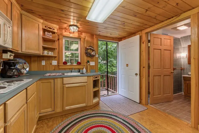 $875,000 | 21 Wood Duck Way, Norway, ME 04268