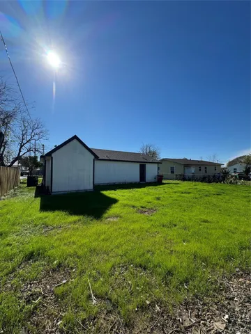 $155,000 | 922 West 12th Street, Freeport, TX 77541