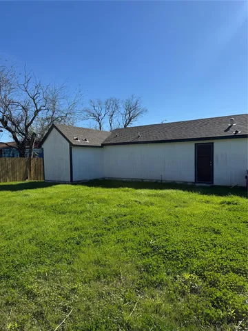 $155,000 | 922 West 12th Street, Freeport, TX 77541