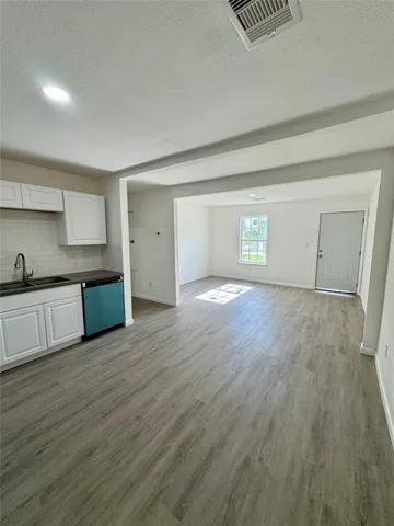 $155,000 | 922 West 12th Street, Freeport, TX 77541