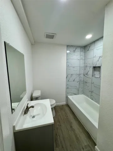 $155,000 | 922 West 12th Street, Freeport, TX 77541