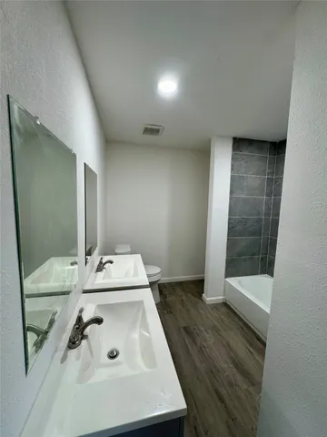 $155,000 | 922 West 12th Street, Freeport, TX 77541