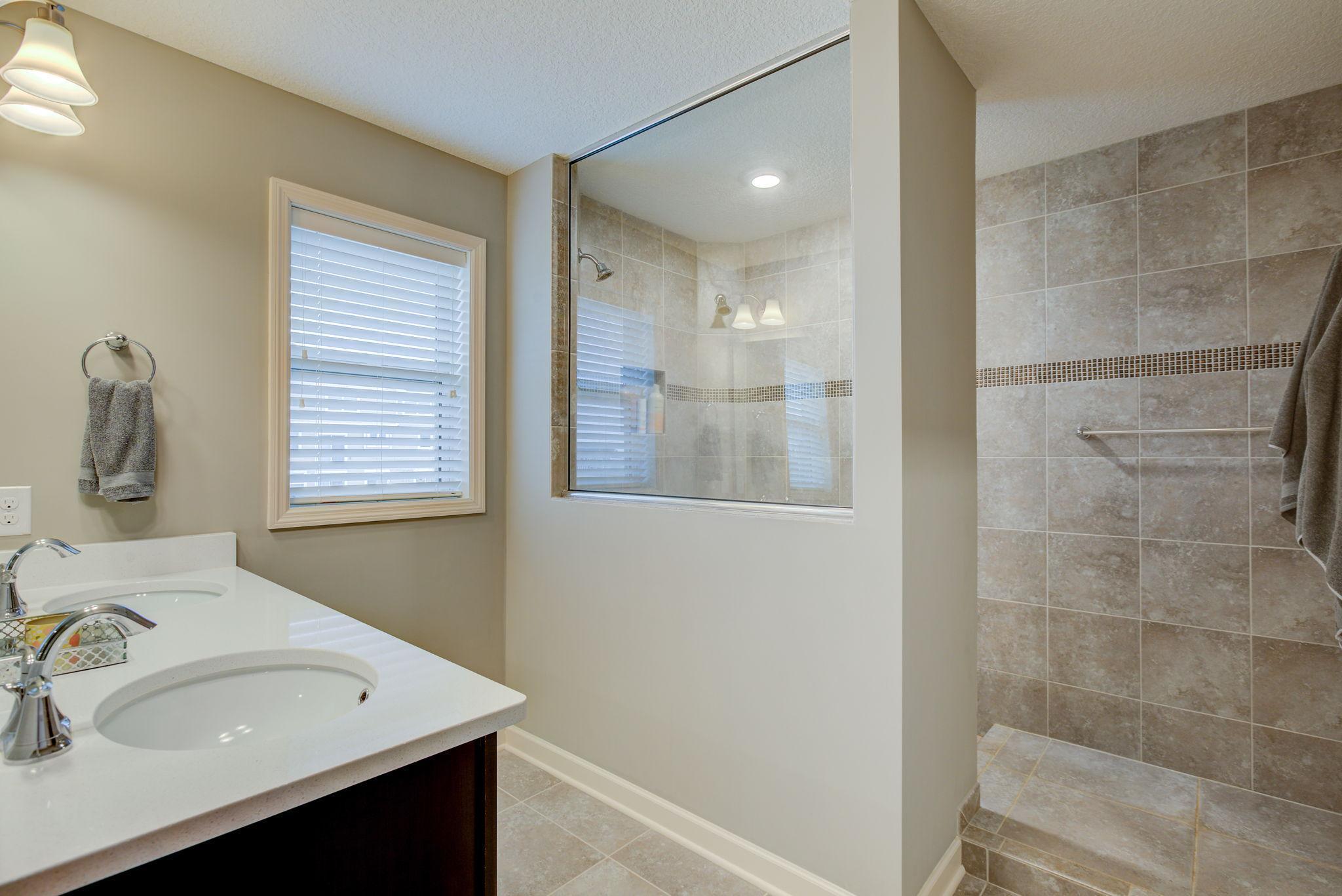 9557 Junco Road North Lake Elmo, MN 55042 - Photo 15 of 34