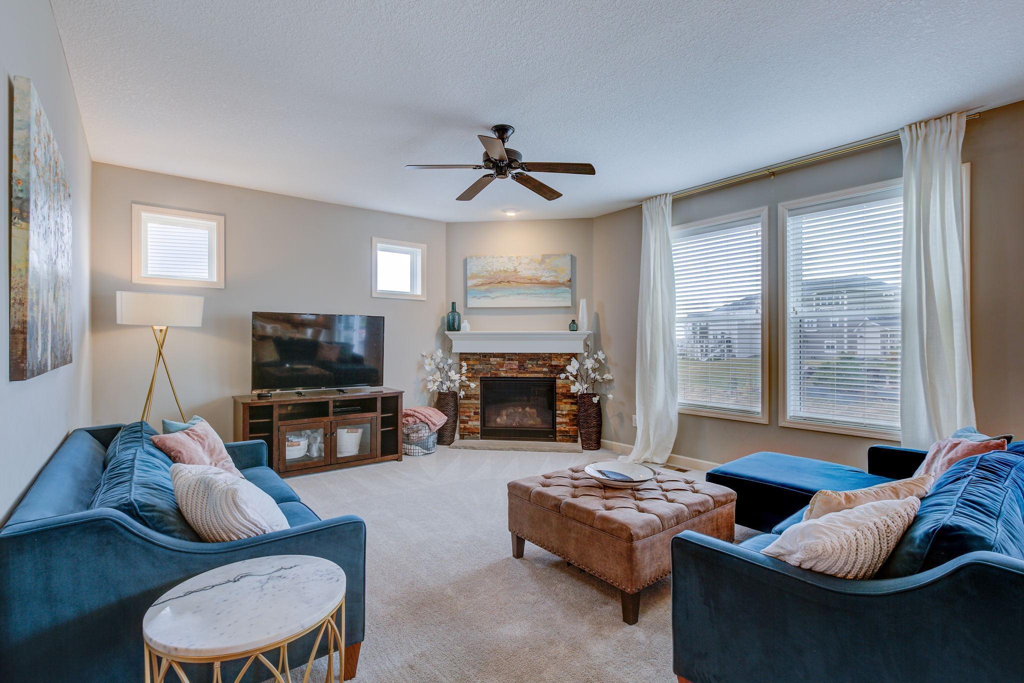 9557 Junco Road North Lake Elmo, MN 55042 - Photo 4 of 34