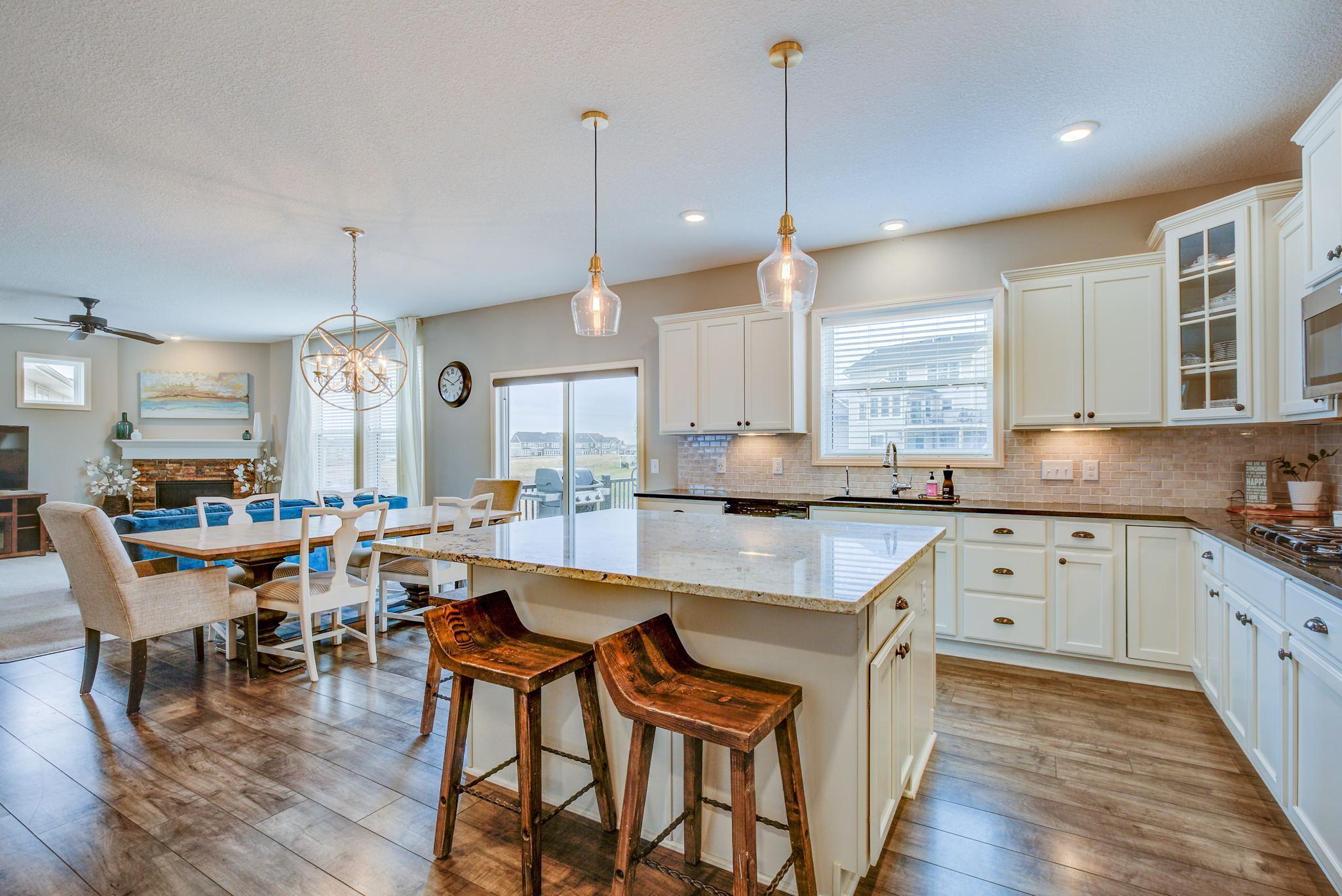 9557 Junco Road North Lake Elmo, MN 55042 - Photo 8 of 34