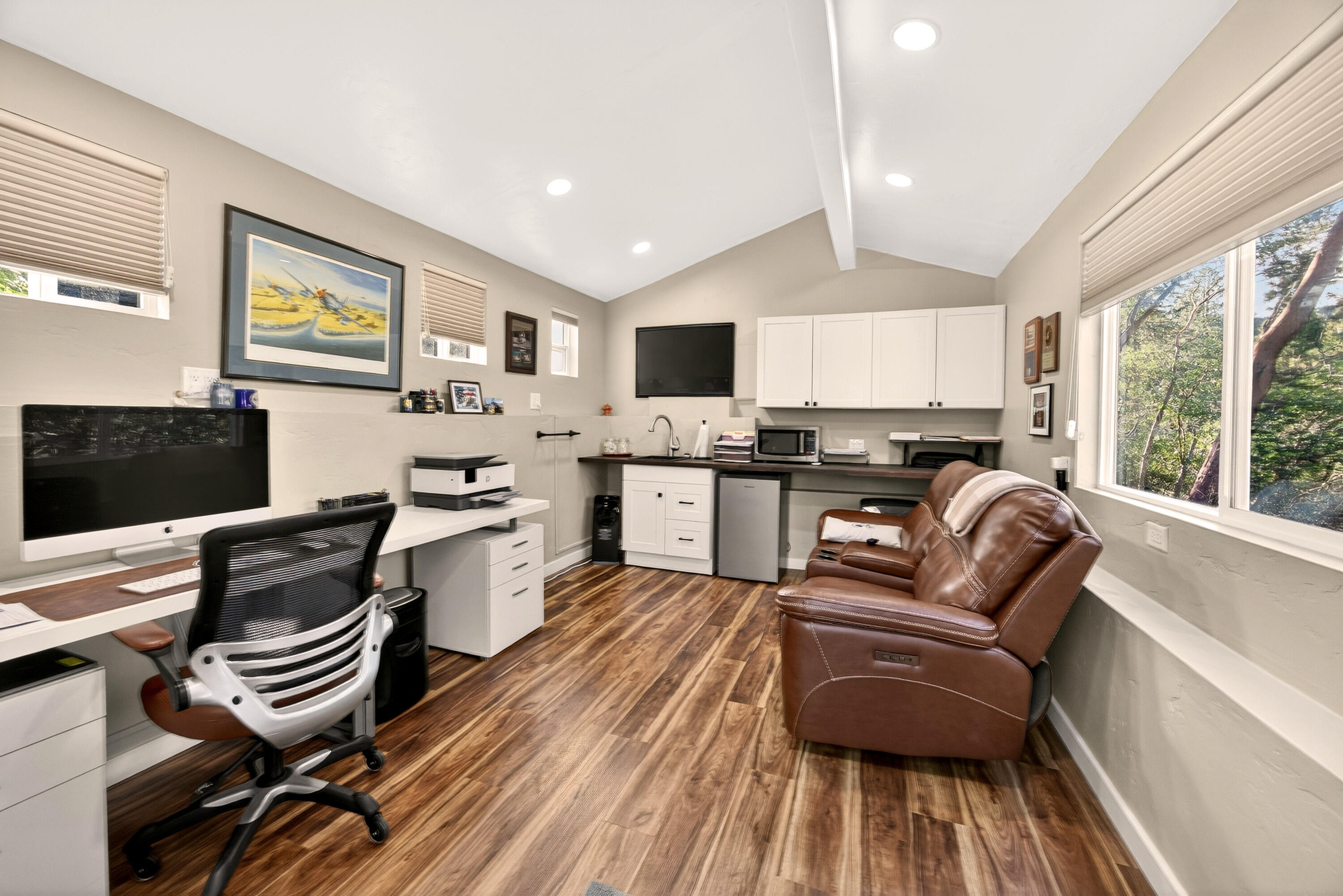 930 Granite Ridge Circle Jacksonville, OR 97530 - Photo 57 of 79 Detached Office/Studio