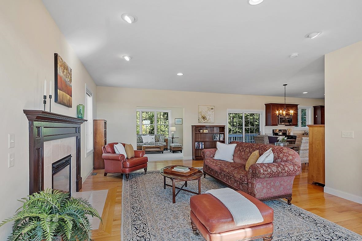 46 Ryan Farm Road Windham, NH 03087 - Photo 16 of 40