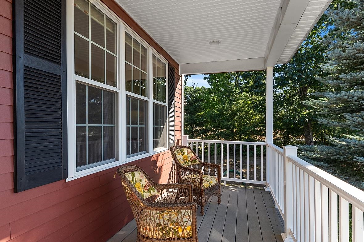 46 Ryan Farm Road Windham, NH 03087 - Photo 3 of 40