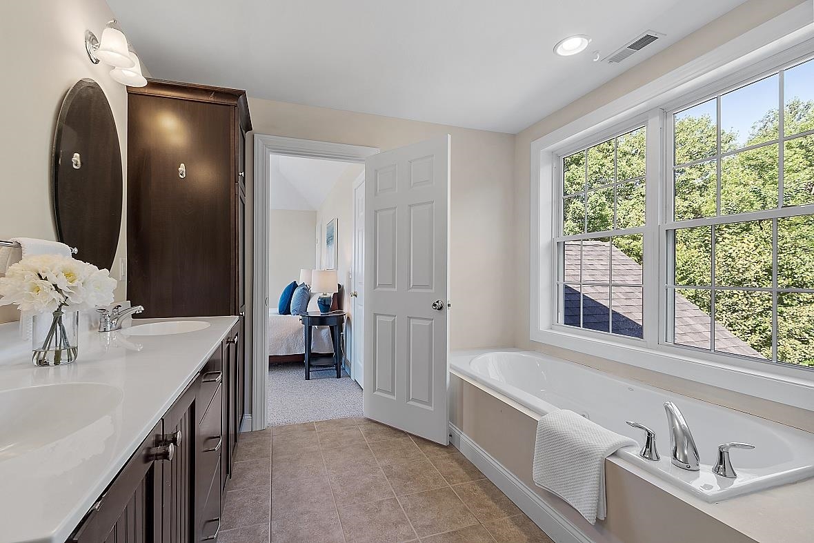 46 Ryan Farm Road Windham, NH 03087 - Photo 32 of 40