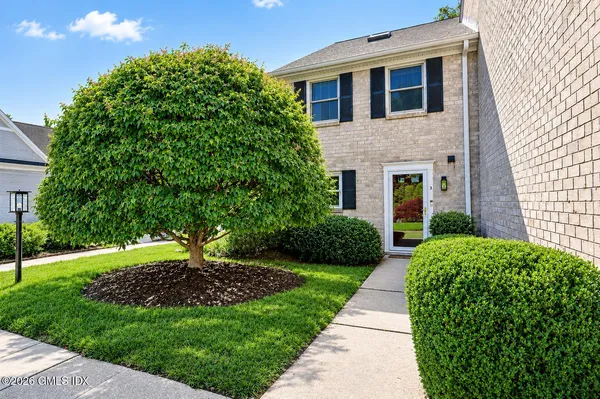 $1,095,000 | 25 Indian Harbor Drive, Unit 3, Greenwich, CT 06830
