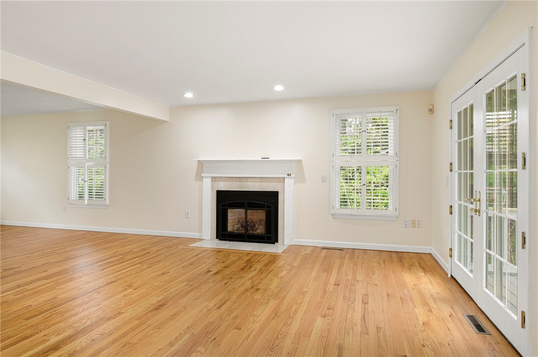 30 Wicklow Road Westerly, RI 02891 - Photo 23 of 49