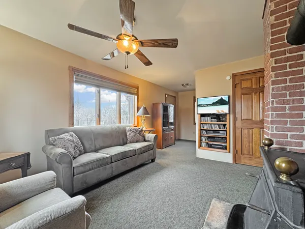 $230,000 | 1765 Glenwood Dyer Road, Lynwood, IL 60411