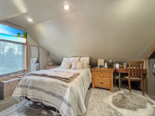 $230,000 | 1765 Glenwood Dyer Road, Lynwood, IL 60411