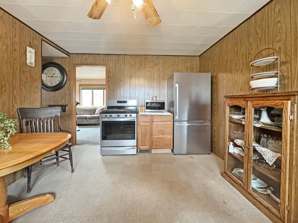 $230,000 | 1765 Glenwood Dyer Road, Lynwood, IL 60411