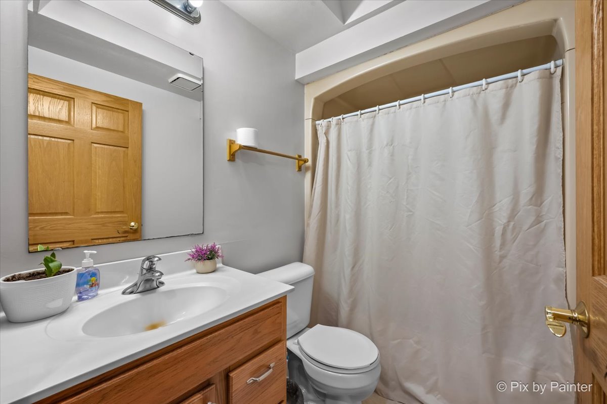 9416 Kemman Road Hebron, IL 60034 - Photo 14 of 40