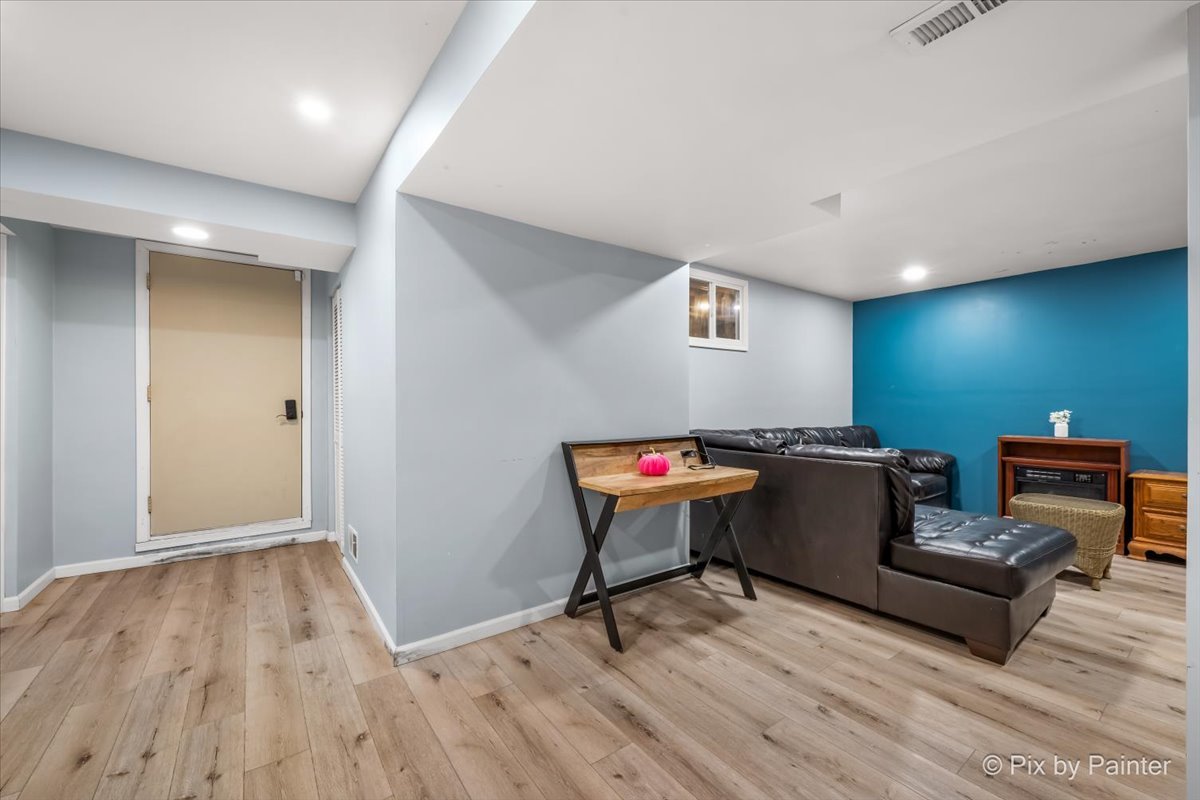 9416 Kemman Road Hebron, IL 60034 - Photo 19 of 40