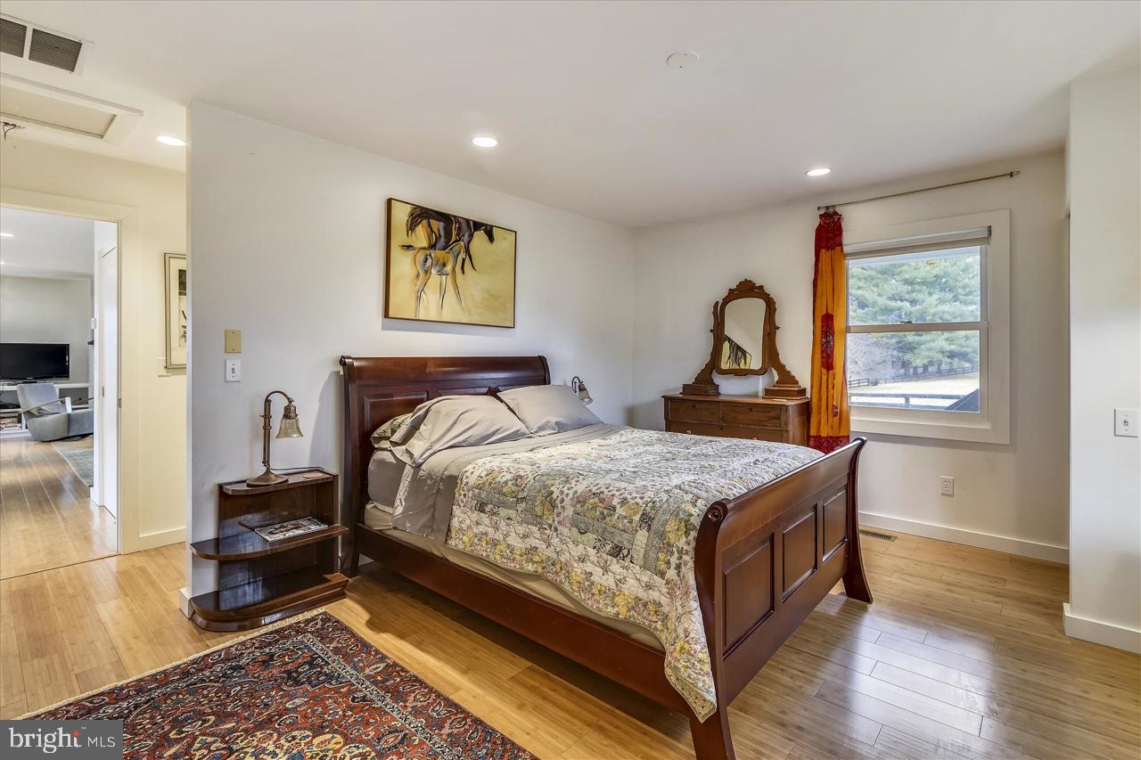 3074 Rectortown Road Marshall, VA 20115 - Photo 32 of 60 Guest house master bedroom