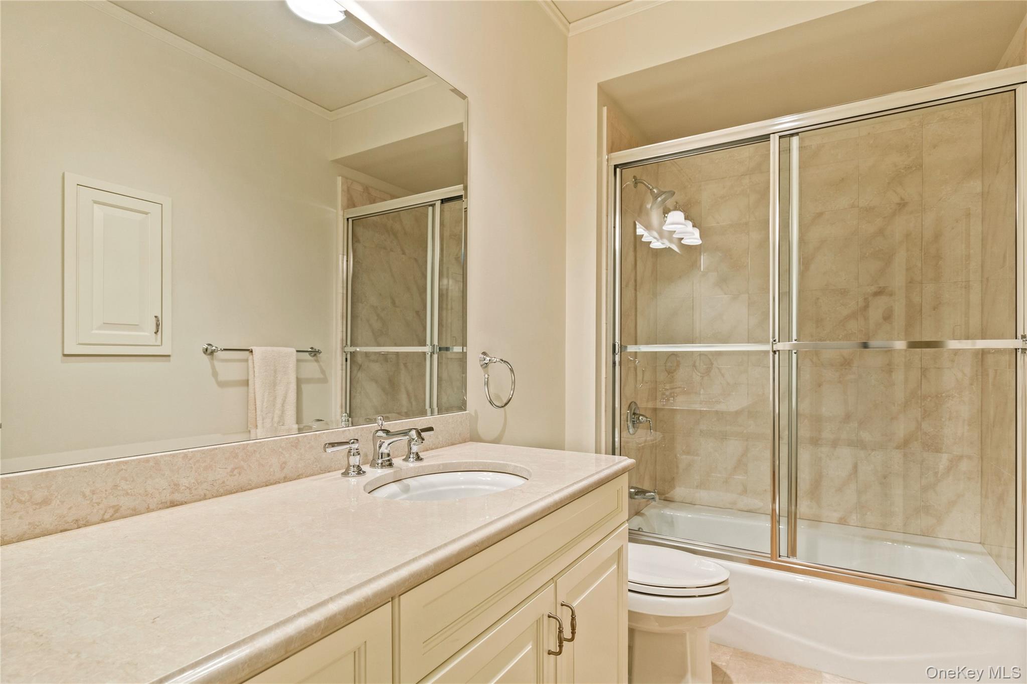 15 Knightsbridge Manor Road Purchase, NY 10577 - Photo 34 of 44 Gallery Image 34